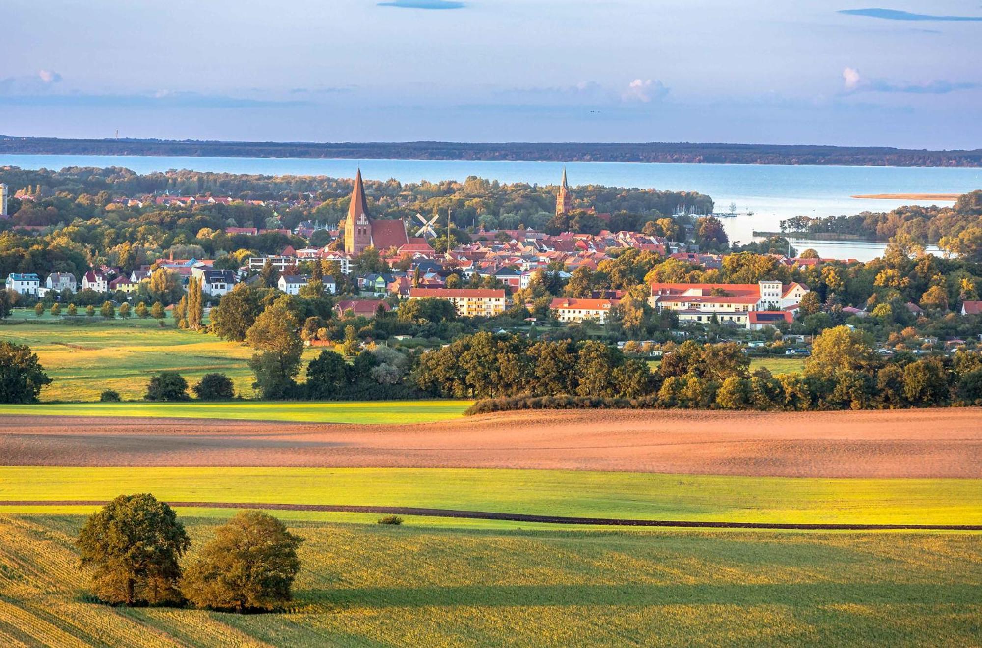 Kranichrast Am Roebeler Stadthafen 外观 照片